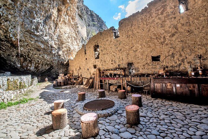 Group Tour: Haghpat, Zarni-Parni Caves, Akhtala, Aramyants Castle, Sanahin - Practical Aspects of the Tour