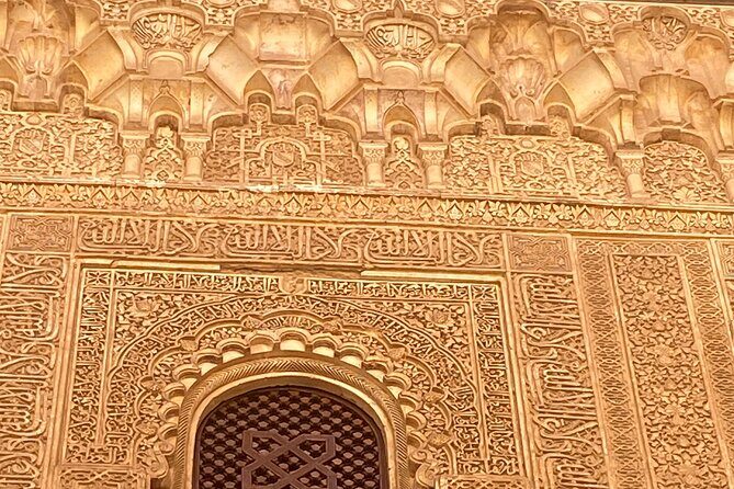 Group visit to the Alhambra and Generalife (tickets included) - The Sum Up