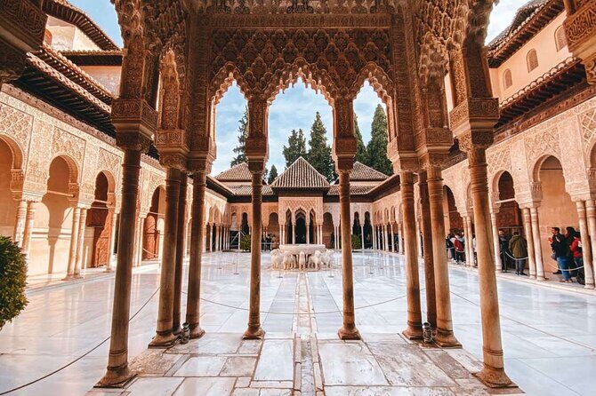 Group visit to the Alhambra and Generalife (tickets included) - FAQ