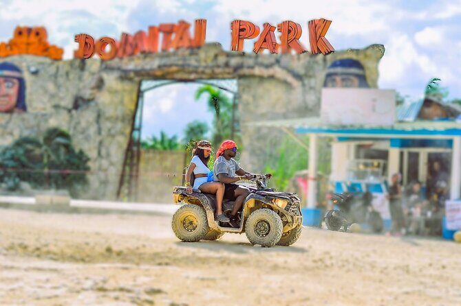 Grupo Pequeño en Buggys o ATV por el lodo en Punta Cana - Discover the Thrills of the Punta Cana Muddy ATV Tour