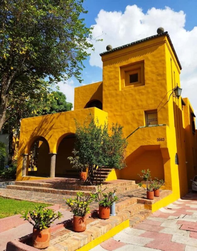 Guadalajara: Architecture of Luis Barragan and Street Food - Exploring Luis Barragán’s Architecture