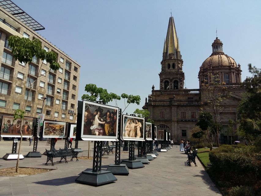 Guadalajara: Culture, Architecture, and Market Walking Tour - Guadalajara Cathedral