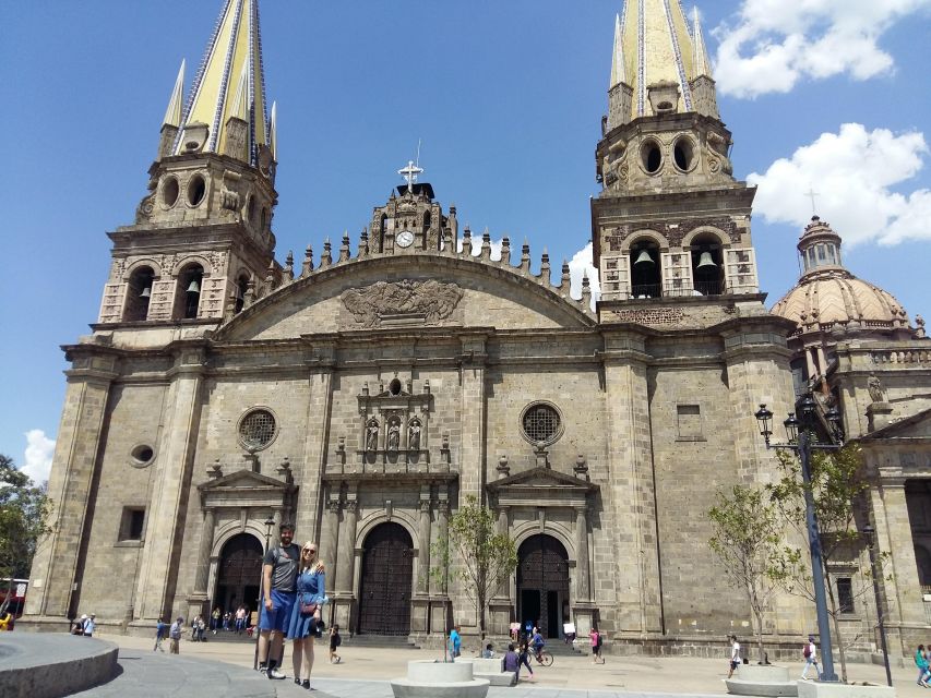 Guadalajara: Culture, Architecture, and Market Walking Tour - Palacio De Gobierno Del Estado De Jalisco
