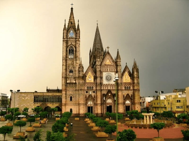 Guadalajara : Highlights Walking Tour With A Guide - The Sum Up: Who Should Book This Tour?