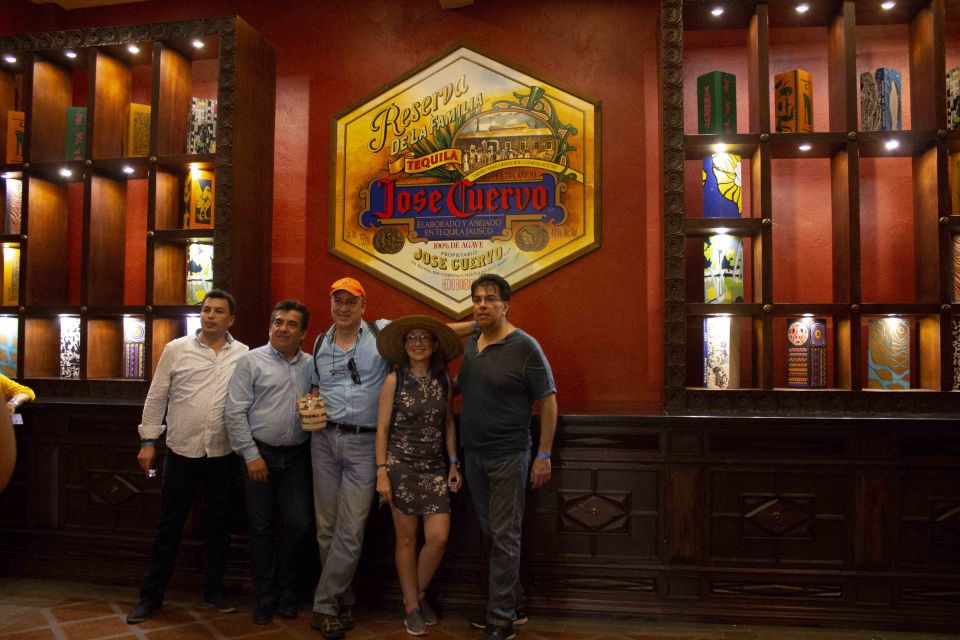 Guadalajara: Tequila Day Trip With Jose Cuervo Option - Tequila Tasting Experiences