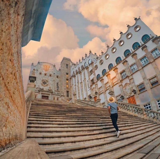 Guanajuato: Private Guided Walking Tour - Knowledgeable Guides