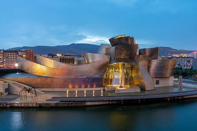 Guggenheim Museum and tasting of traditional Basque products - An Entertaining and Informative Tour of the Guggenheim Museum Bilbao