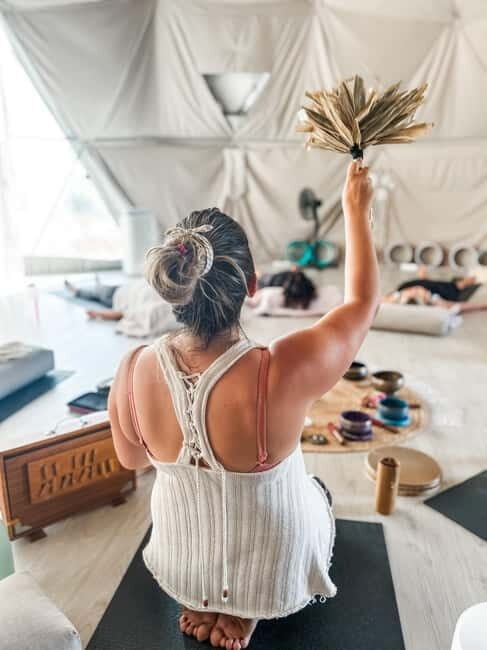 Guia: Albufeira Dome Vinyasa Yoga Classes with Lulushanti - Key Points