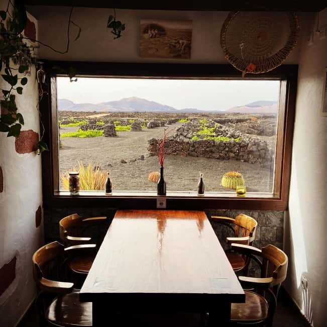 Guided and private excursion of the island of Lanzarote - FAQs