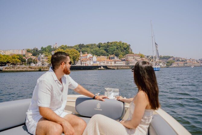 Guided boat tour with wine and sunset option. - The Wine and Sunset Experience