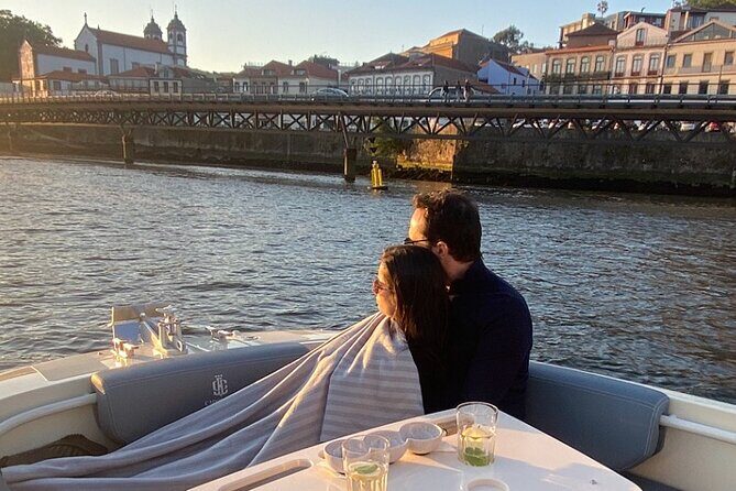 Guided boat tour with wine and sunset option. - FAQ