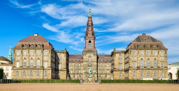 Guided Car Tour of Copenhagen City Center, Nyhavn, Palaces - Cancellation Policy