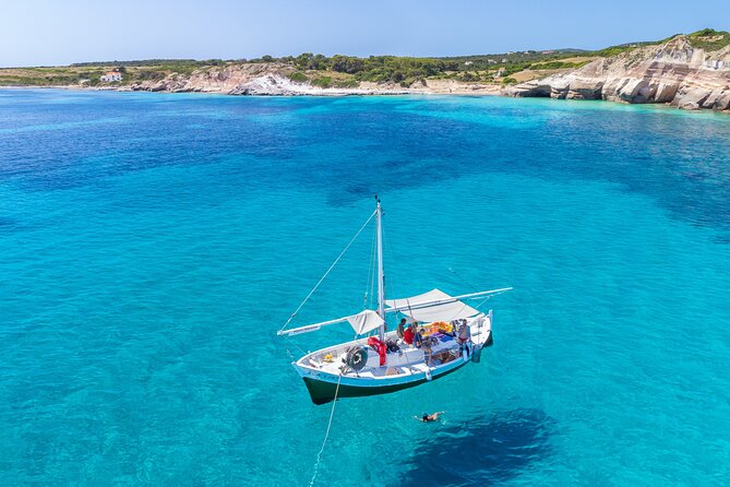 Guided Day by Boat in Carloforte With Snorkeling and Aperitif - Delectable Lunch and Refreshments