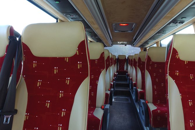 Guided Day Tour of Giants Causeway From Belfast by Comfortable Coach - Recap