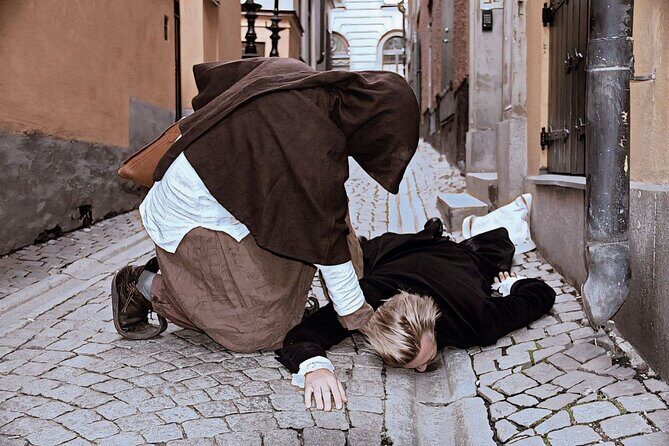 Guided Ghost Tours with Actors From Stockholm - A Deep Dive into the Stockholm Ghost Tour Experience