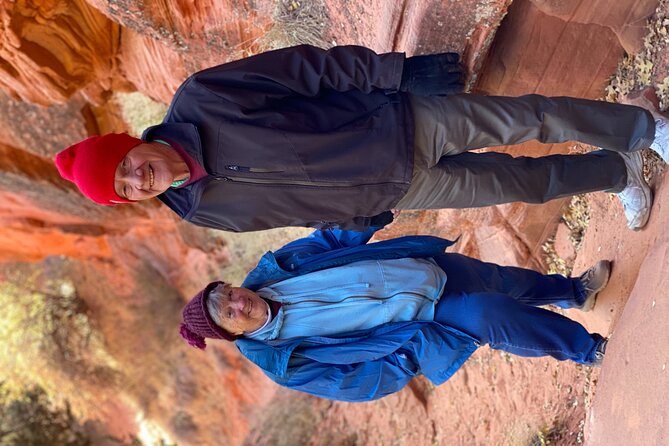 Guided Hike Through Peek-A-Boo Slot Canyon (Small Group) - Customer Reviews and Recommendations