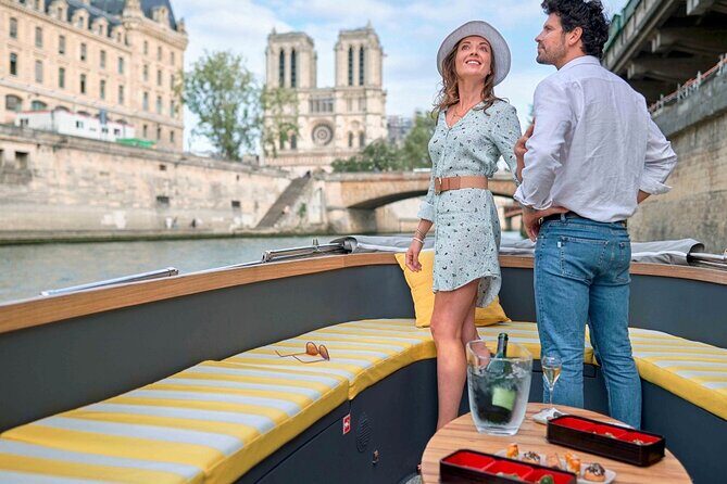 Guided Luxury River Cruise & Walking Tour of Paris' Monuments - Practical Tips for Travelers