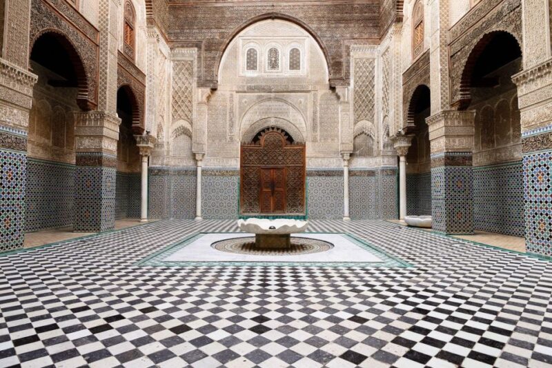 Guided Marrakech Day Trip From Agadir - Sightseeing in Marrakech