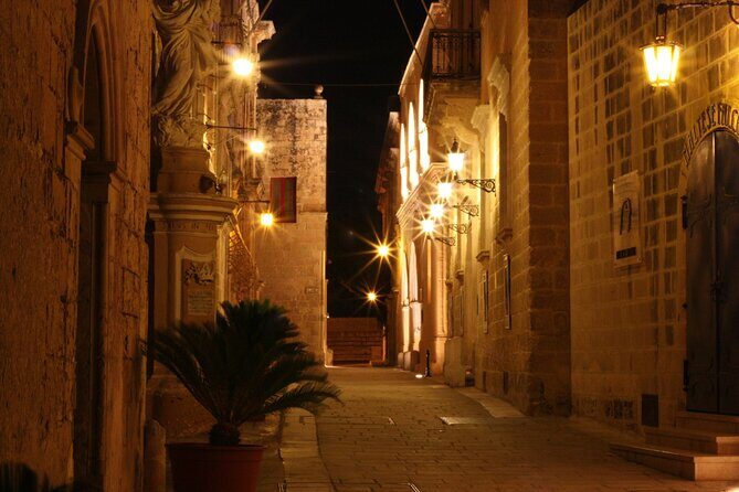 Guided Night Tour of Valletta Waterfront, Mdina and Rabat - Mdina: The Silent City at Night
