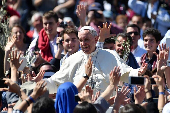 Guided Papal Audience Tour with privileged access - Key Points