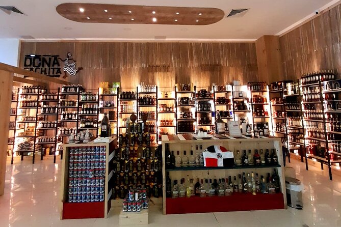 Guided Shopping Tour: Cigar Museum, Choco Factory, Rum Tasting, Souvenirs... - Tour Overview and Activities