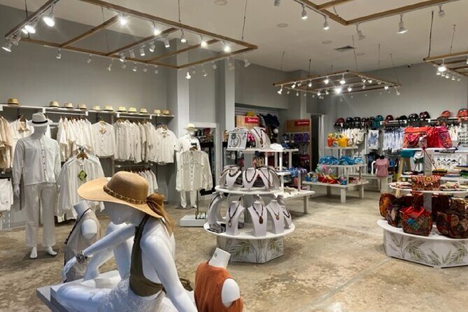 Guided Shopping Tour to Bella Mare Store (Cigars, Chocolate, Rum and Souvenirs) - FAQs