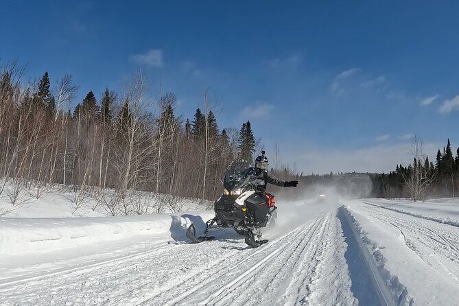 Guided Snowmobile Tours Upper Laurentians - Key Points