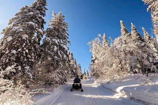 Guided Snowmobile Tours Upper Laurentians - FAQs