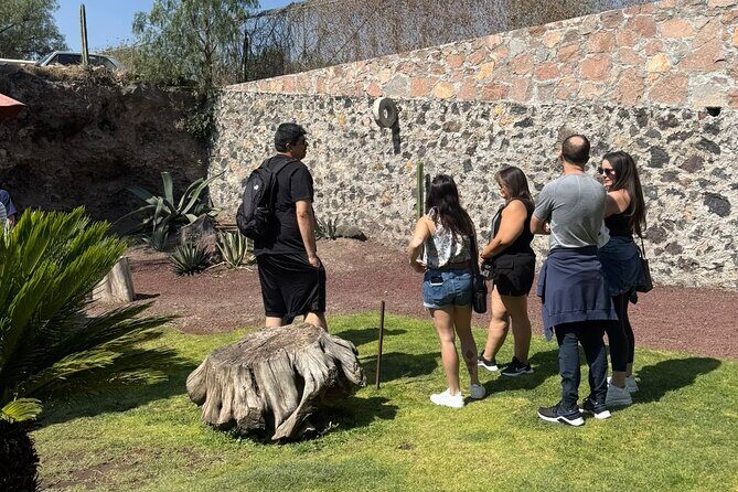 Guided tour EN Teotihuacan - Breakfast EN cave-round transport - Practical Tips for Travelers