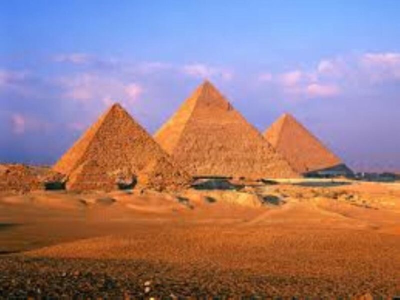 Guided Tour: Giza Pyramids, Sphinx and Great Pyramid Inside - Nearby Attractions and Activities
