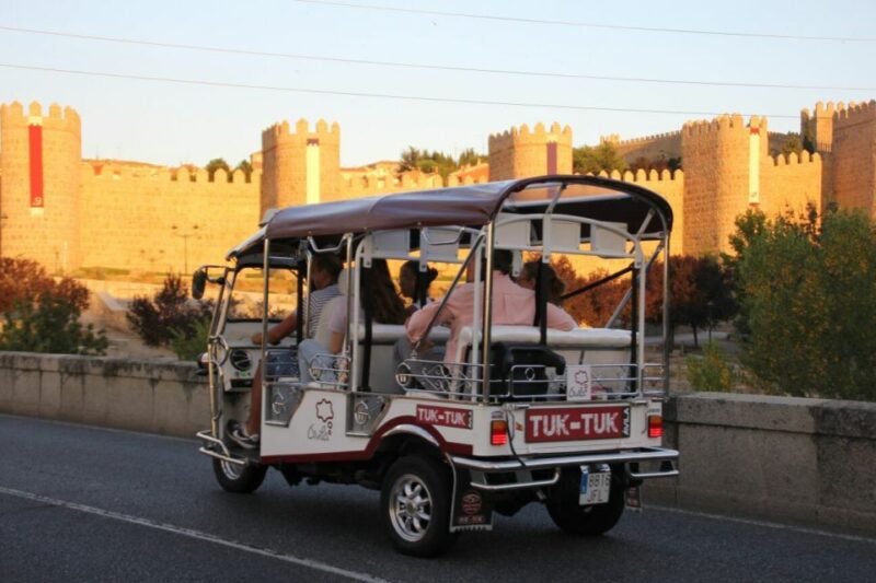 GUIDED TOUR IN A TUK TUK EXPLORE ÁVILA IN THE MOST COMFORTABLE WAY - Key Points