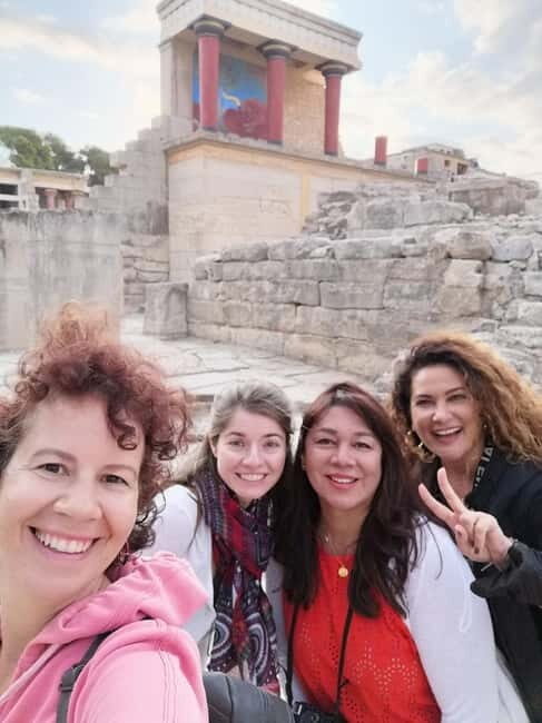 Guided Tour Knossos Palace in English - Exploring the Palace of Knossos