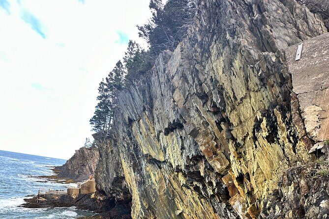 Guided Tour Lunenburg, Mahone Bay and Ovens Park from Halifax - A Closer Look at the Guided Tour of Lunenburg, Mahone Bay, and Ovens Park from Halifax