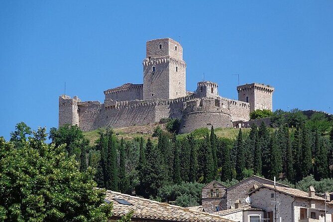 Guided Tour of Assisi. Francesco, Chiara and Carlo Acutis - Who Should Consider This Tour