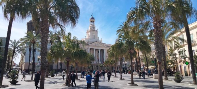Guided Tour of Cádiz: Stories From a Local Guide - Frequently Asked Questions