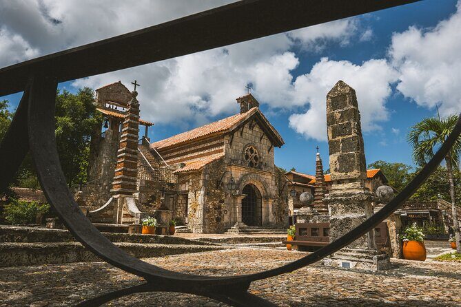 Guided Tour of Maravillas Caves Altos de Chavon and Cigar Factory - FAQ