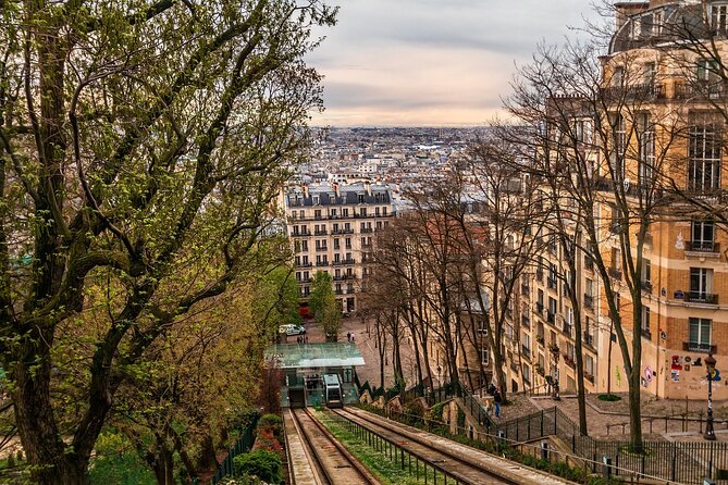 Guided Tour of Montmartre and Cruise on the Seine - Meeting Point Details