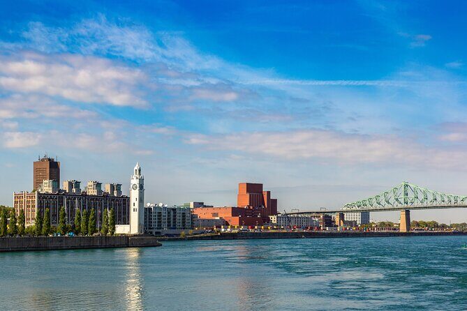 Guided tour of Old Montreal followed by a boat cruise EN - Why This Tour Offers Great Value