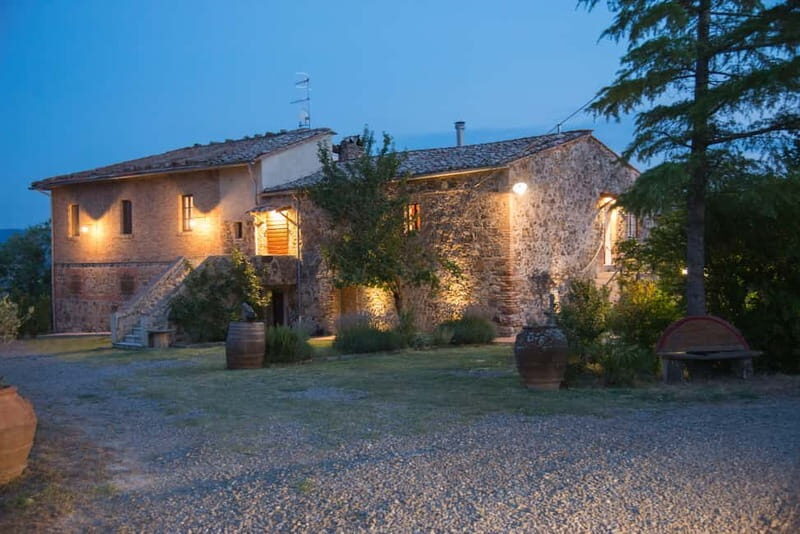 Guided tour of our Brunello vineyards with tasting. - Introduction