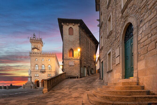 Guided Tour of San Marino at Sunset with aperitif included - Exploring San Marino at Sunset with a Guided Tour and Aperitif
