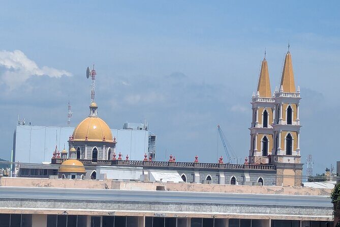 Guided tour of the cathedral and its surroundings - Who Will Appreciate This Tour?