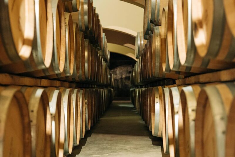 Guided Tour of the Estate & Tasting of 4 Wines - Participant Eligibility