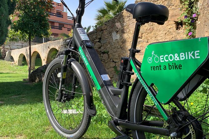 Guided tour of the Old Town Estepona - An In-Depth Look at the Tour Experience