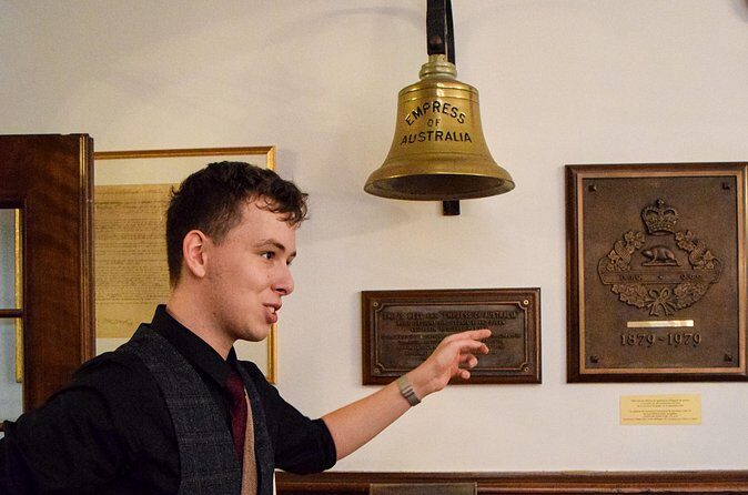 Guided Tour of the Quebec Garrison Club - Deep Dive into the Details