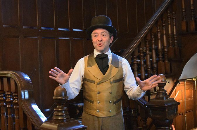 Guided Tour of the Quebec Garrison Club - FAQs