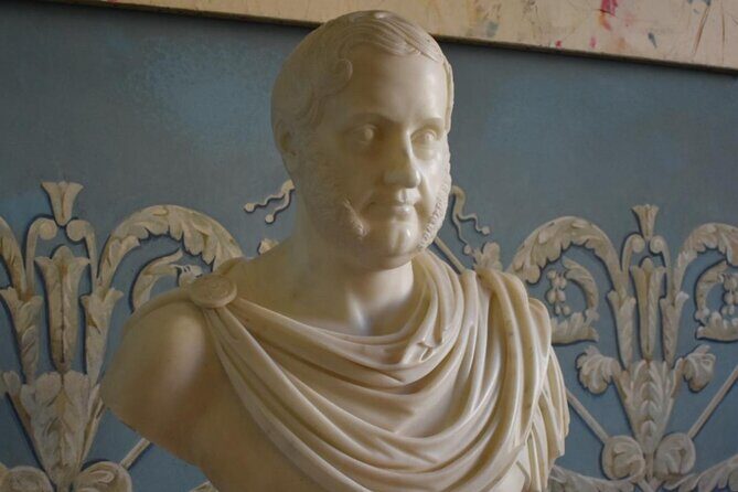 Guided tour of the Royal Palace of Caserta with train option - Frequently Asked Questions