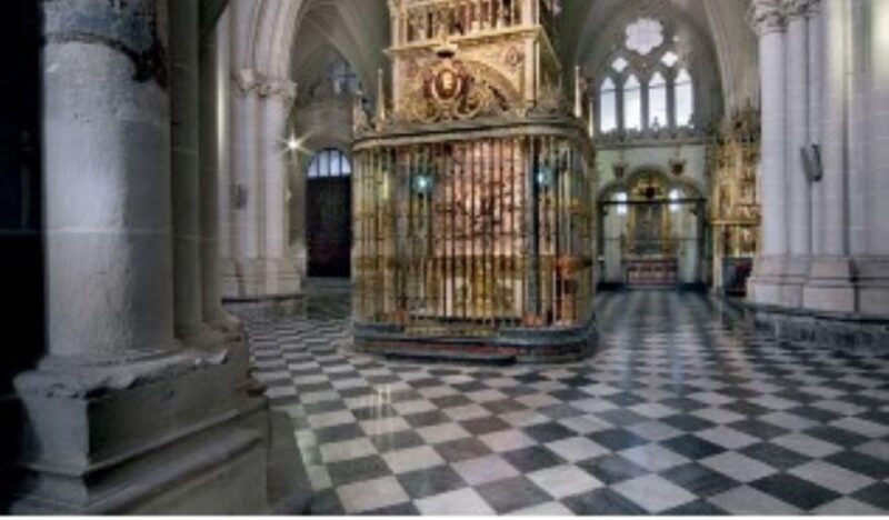 Guided Tour of the Toledo Cathedral (Input No Included) - Pricing and Booking