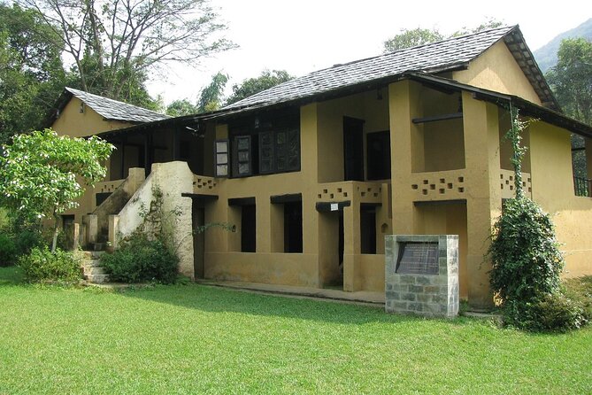 Guided Tour to Andretta Artists Village & Norah Richards Home - Inclusions and Exclusions