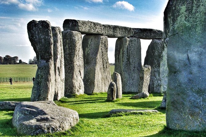 Guided Tour to Bath & Stonehenge From Cambridge by Roots Travel. - Booking Information