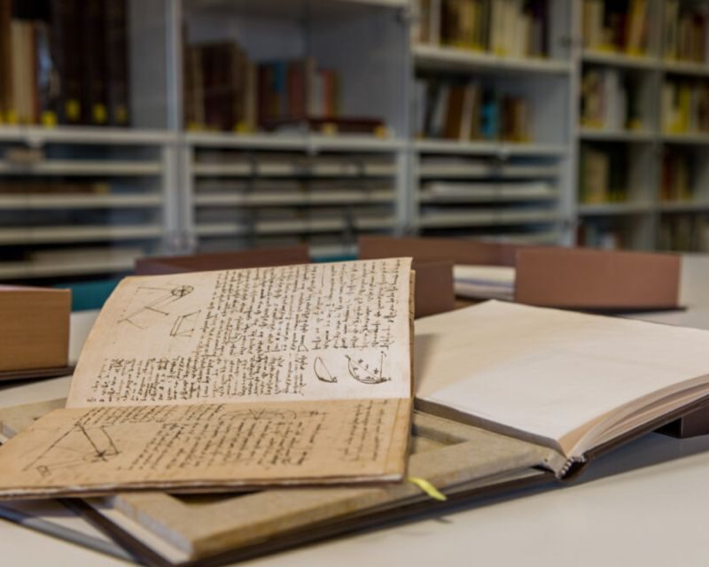 Guided tour to the editions of Leonardo's manuscripts - Frequently Asked Questions